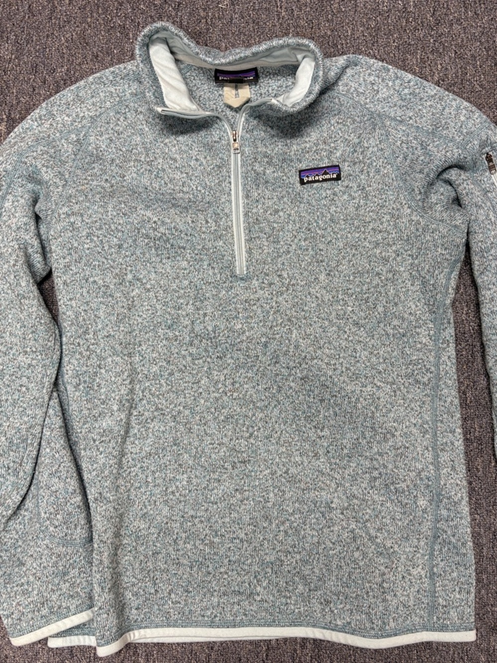 Patagonia Men’s Heathered Light Blue Quarter-Zip Pullover